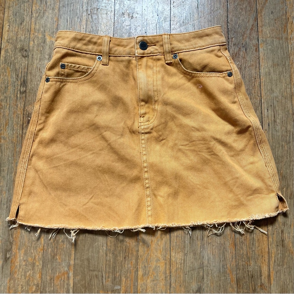 RVCA Women's Rowdy Denim Mini Skirt ~ sz 25